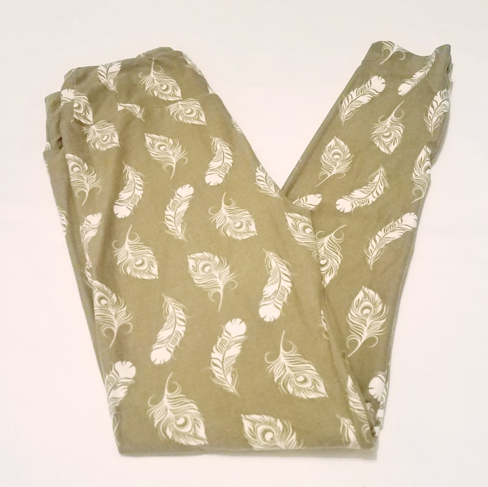 Peacock feather leggings!